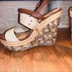 WORN ONCE WEDGES😻